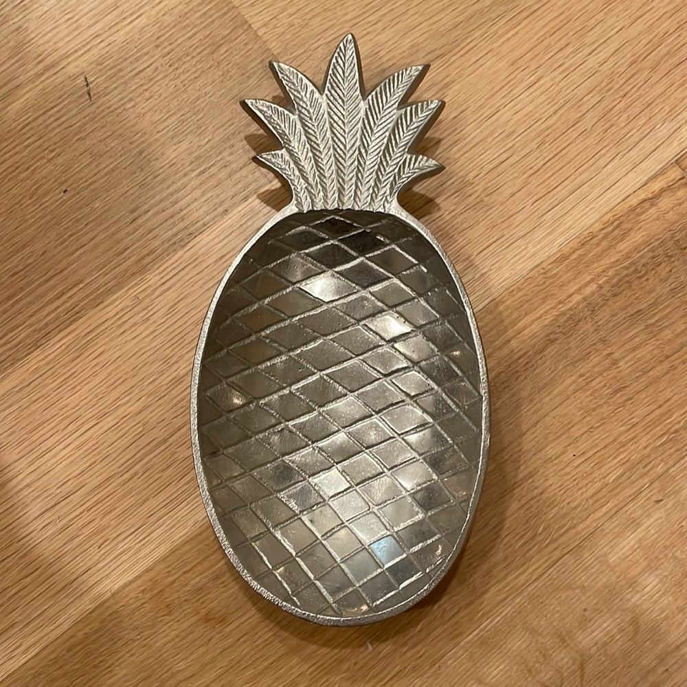 Silver pineapple dish